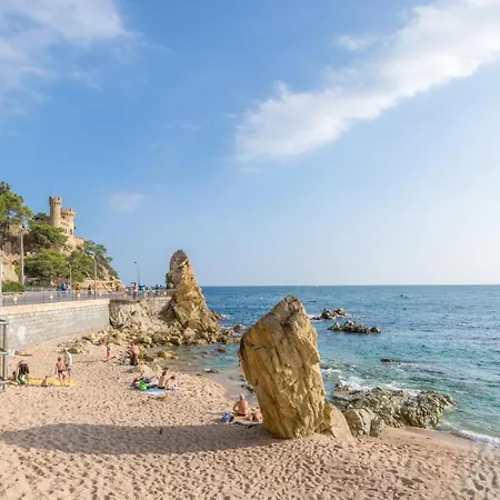Villa Camel - Lloret De Mar *